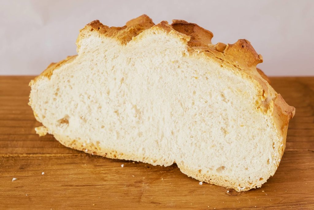 Hogaza de pan bregado de León (mitad)
